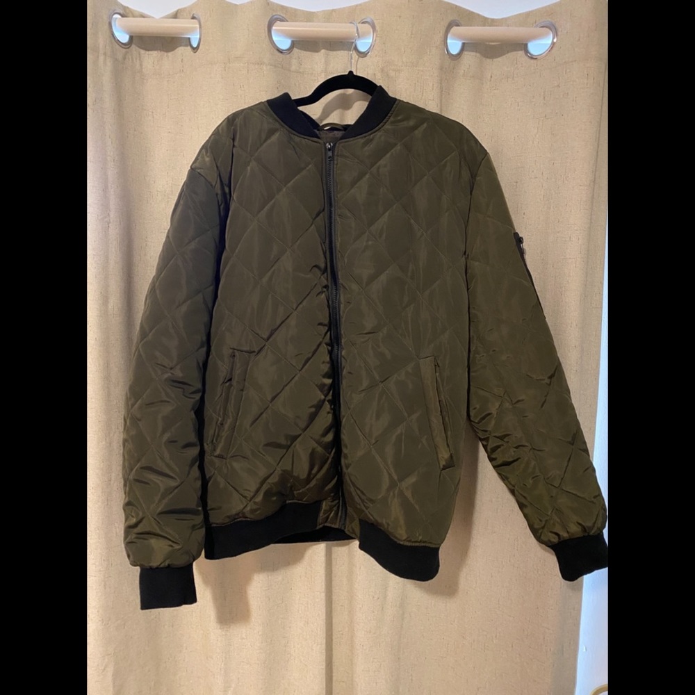 Army Green Men’s Bomber Jacket